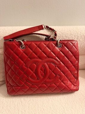 CHANEL GST Tote Bag
